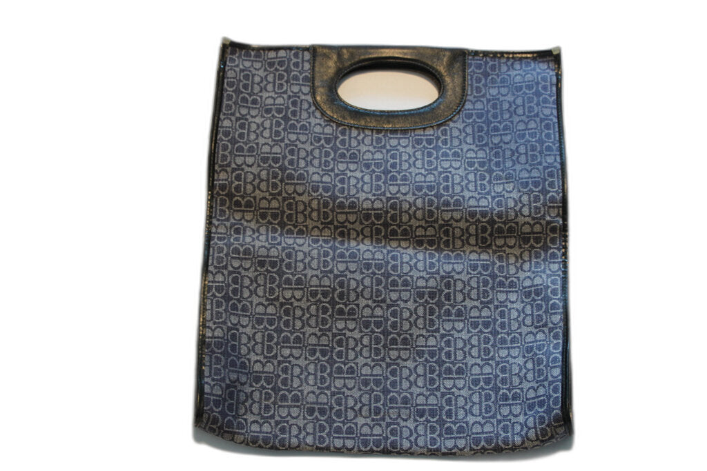 Balenciaga Fold-Over Envelope Clutch Bag in Blue