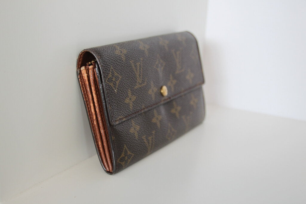 Louis Vuitton Monogram Brown Canvas Sarah Long Wallet